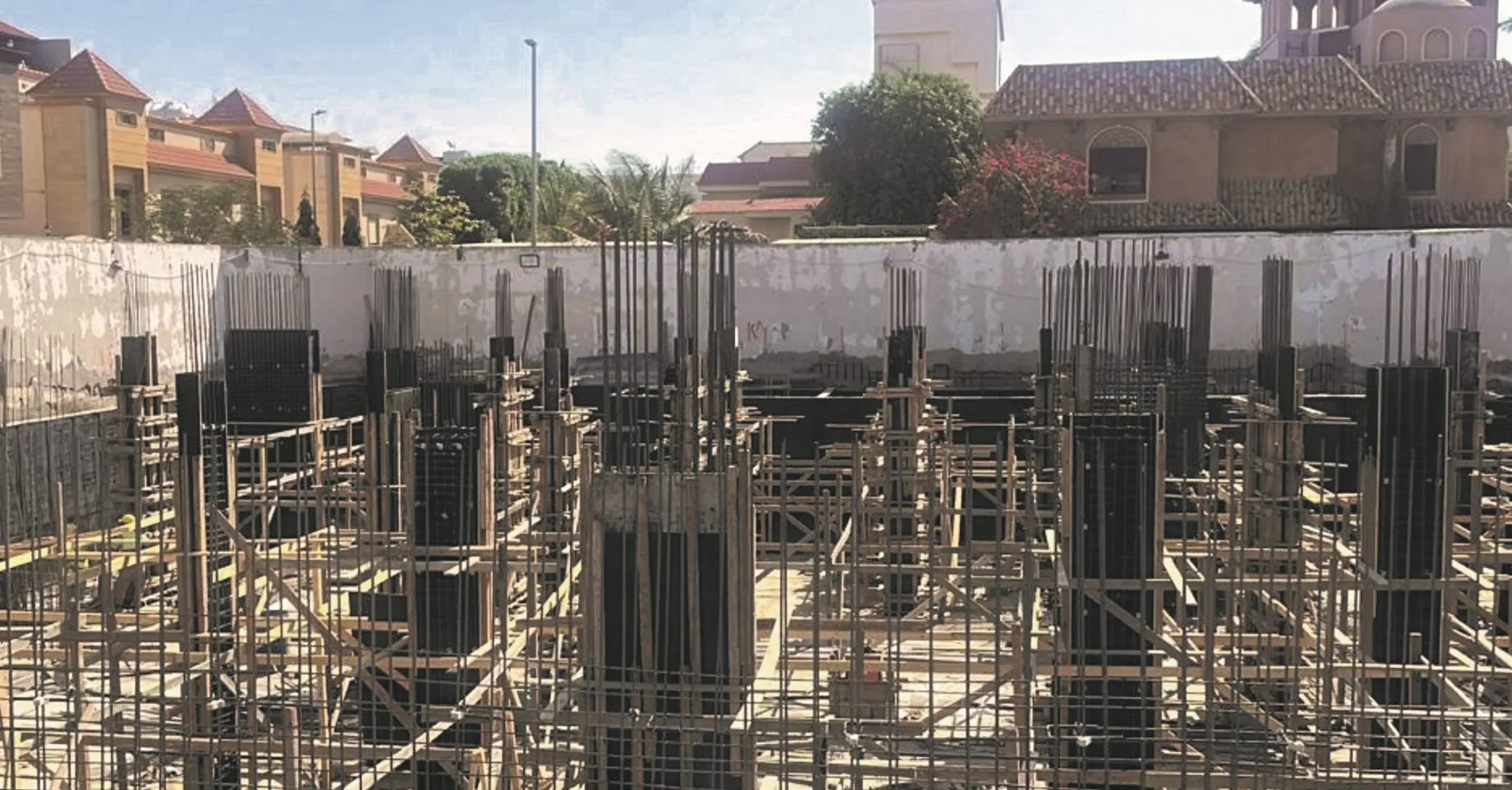الأعمال الخرسانية — من أعمال روائع البناء الجديدة في جدة (17)